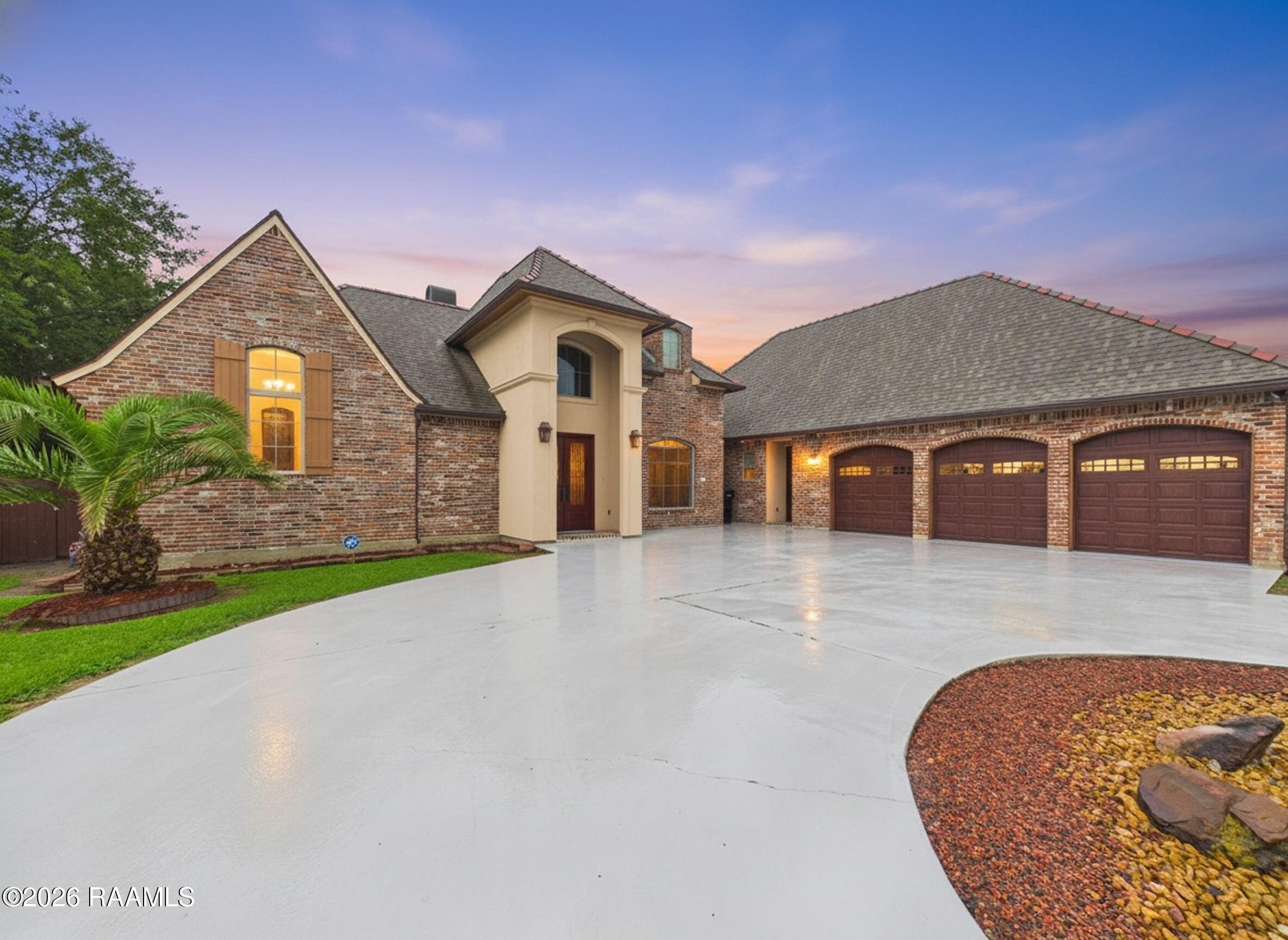2406 Belle Ruelle, New Iberia LA