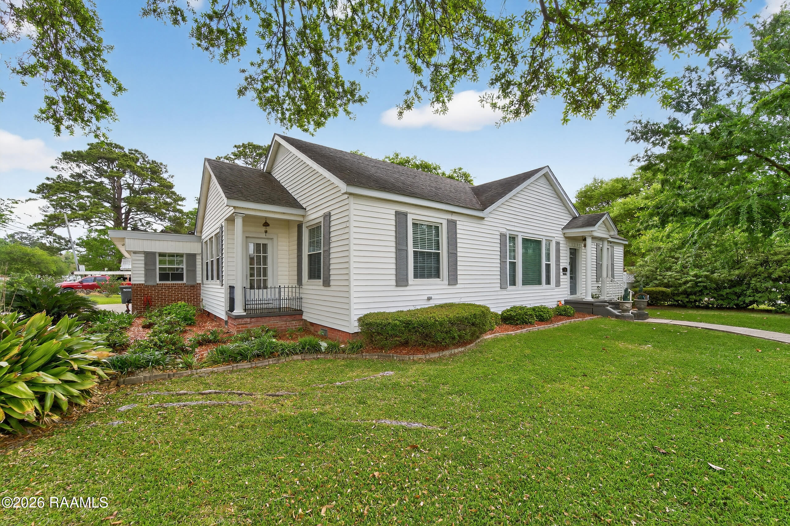 701 Parkview, New Iberia LA